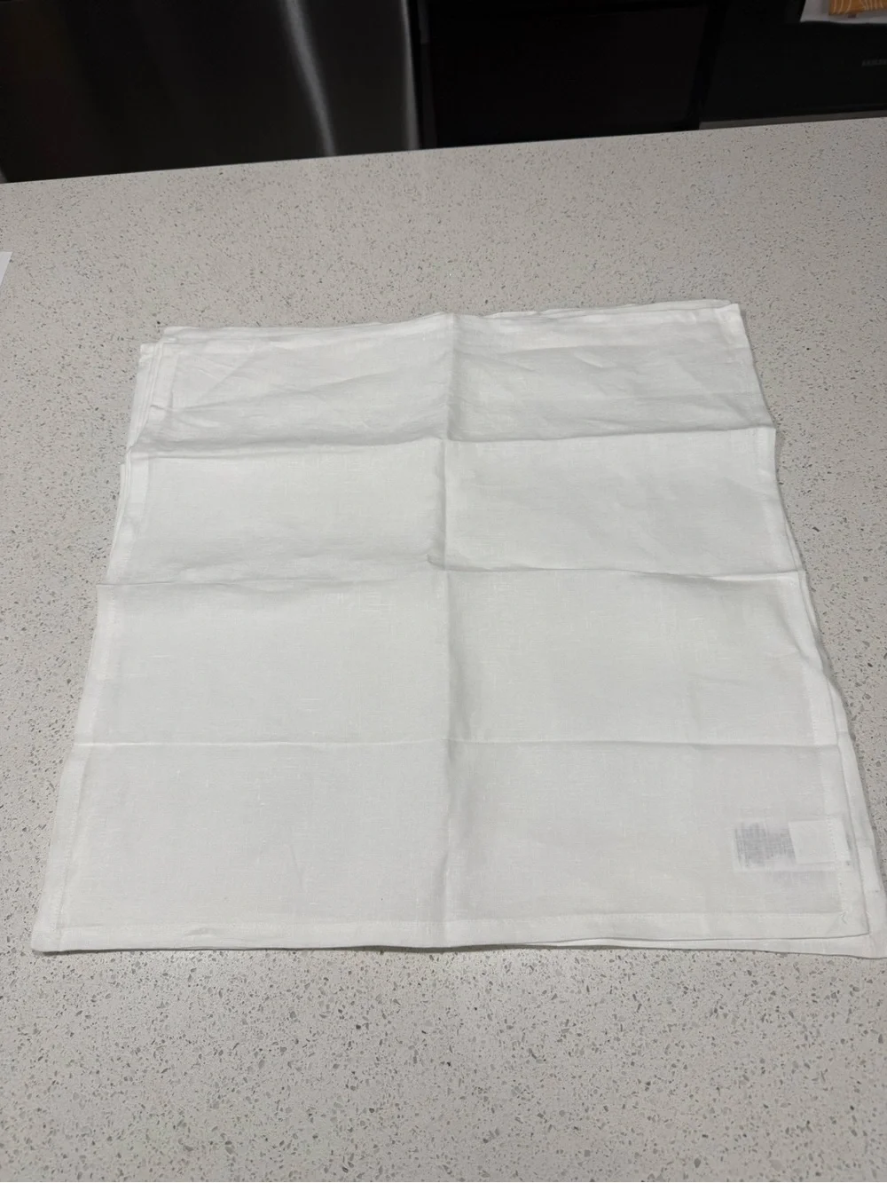 West Elm Set Of 4  White 100% Linen Napkin with Subtle Weave